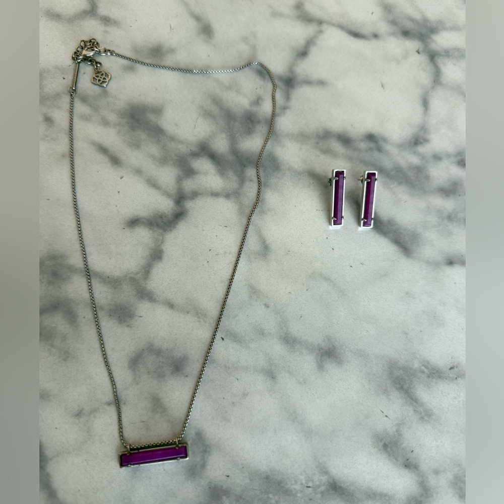 Kendra Scott Purple Bar Necklace and Earring Set